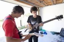 Keep Your Neighbors Happy: Soundproofing your Garage for Band Practice